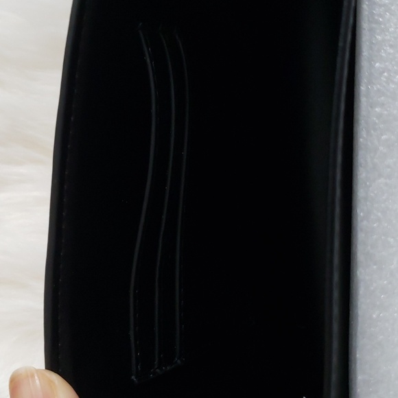 Vera Pelle - Picture 7 of 7